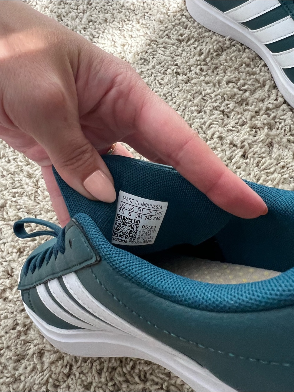 Worn once!! adidas women’s Teal and White Low-Top Sneakers - Picture 3 of 5